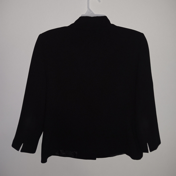 Tahari women's blazer size 18 black - Picture 4 of 8